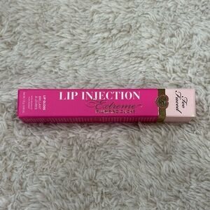 NWT too faced lip injection extreme plumping clicks on point